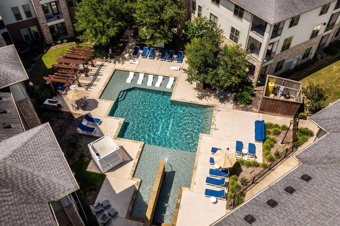, an Airbnb-friendly apartment in Richmond, TX