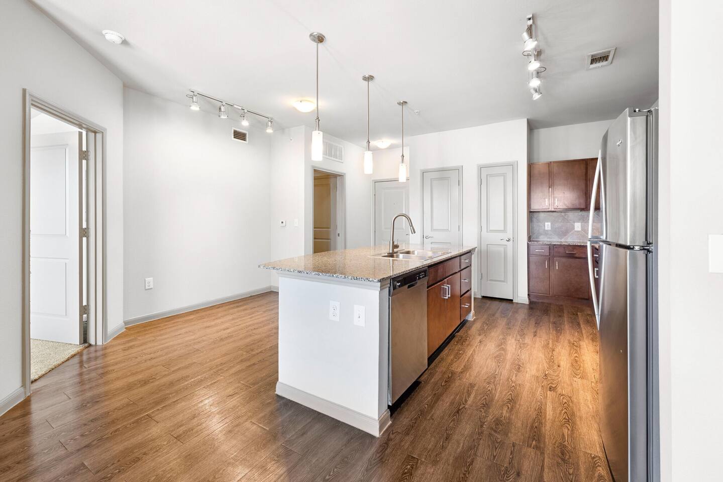 , an Airbnb-friendly apartment in Richmond, TX