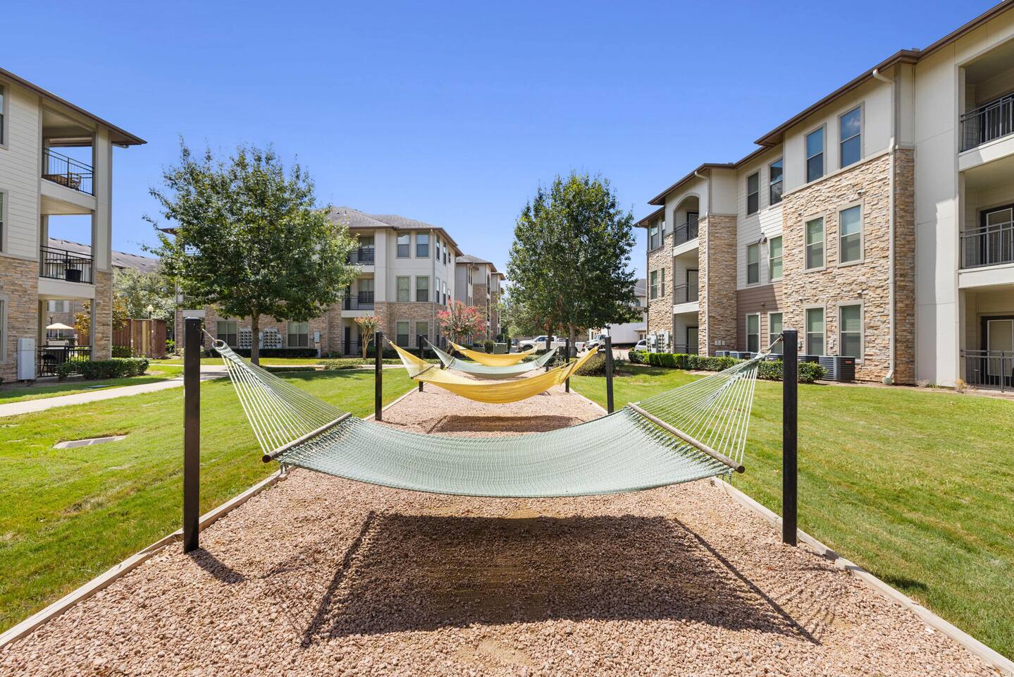 , an Airbnb-friendly apartment in Richmond, TX