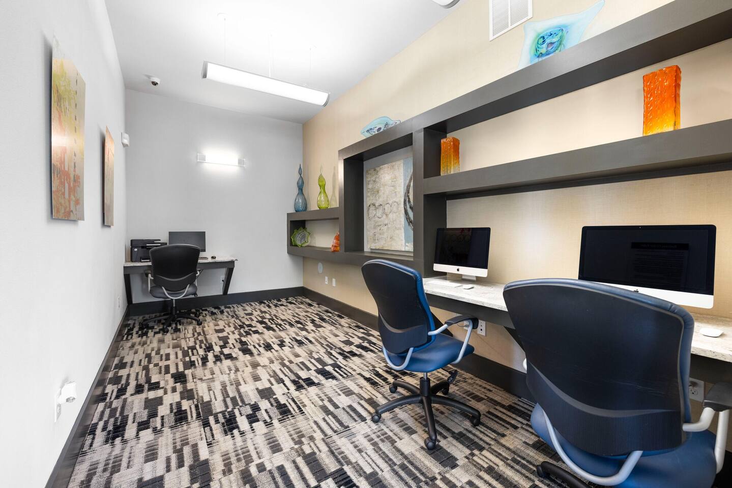 , an Airbnb-friendly apartment in Richmond, TX