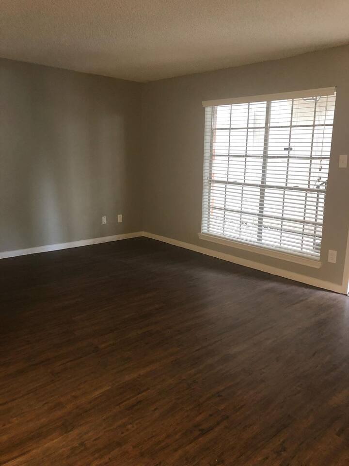 , an Airbnb-friendly apartment in Houston, TX