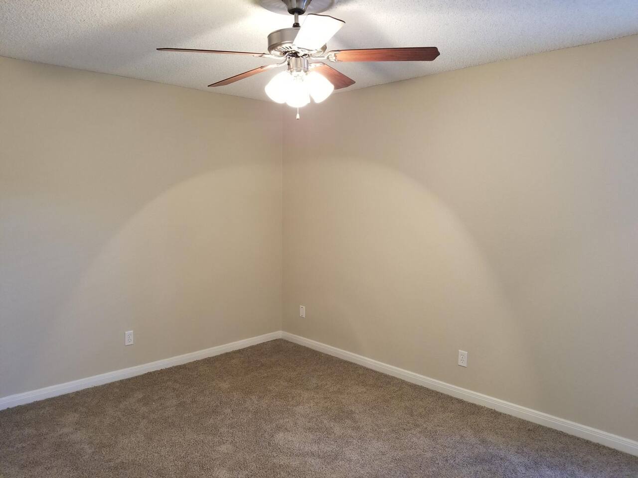 , an Airbnb-friendly apartment in Houston, TX