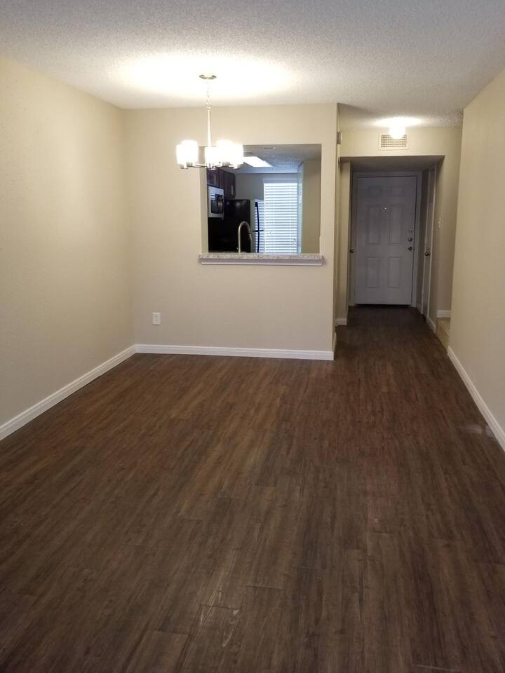 , an Airbnb-friendly apartment in Houston, TX