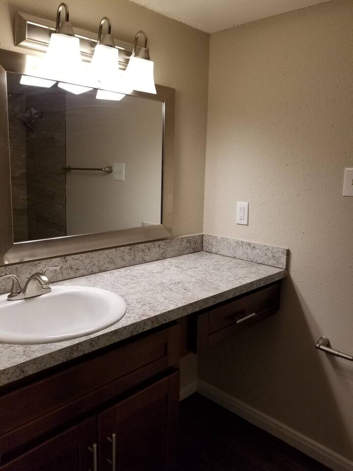 , an Airbnb-friendly apartment in Houston, TX
