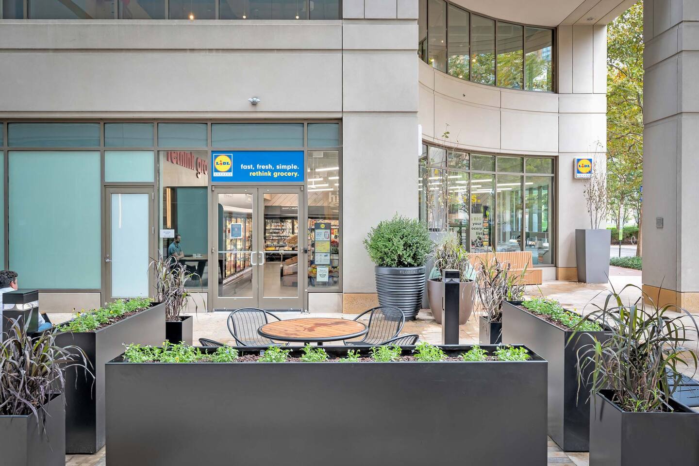 , an Airbnb-friendly apartment in Arlington, VA