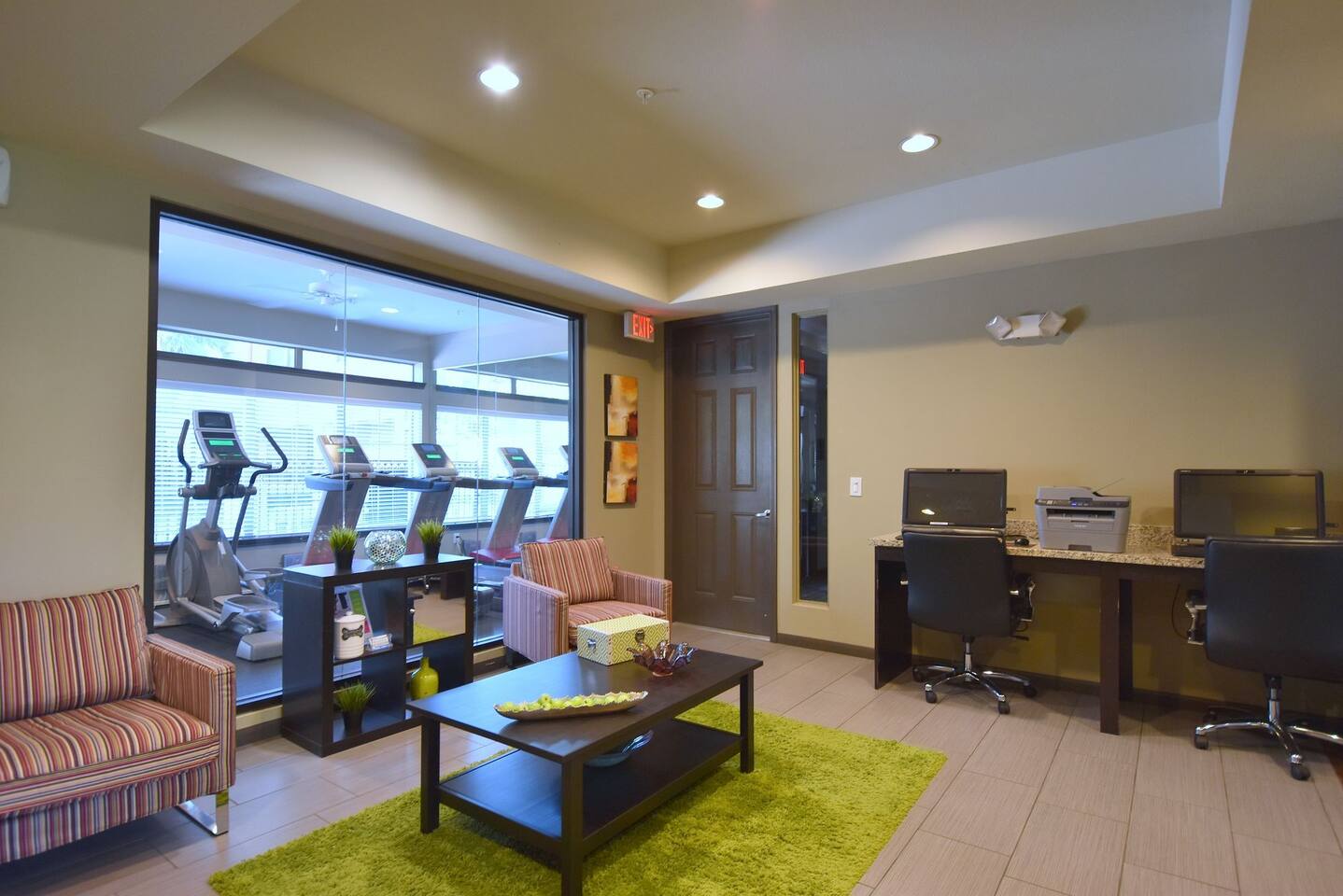 , an Airbnb-friendly apartment in Houston, TX