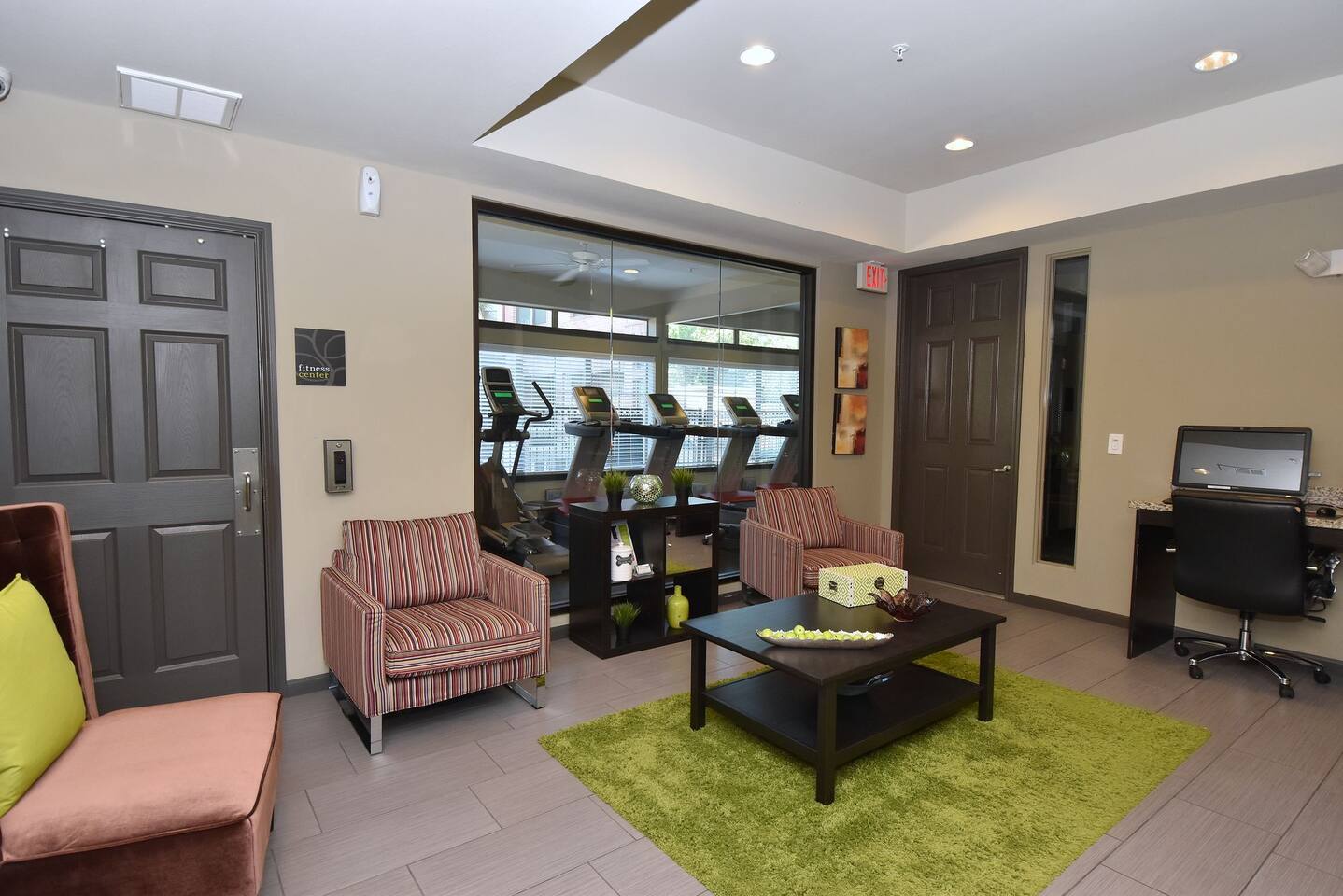 , an Airbnb-friendly apartment in Houston, TX
