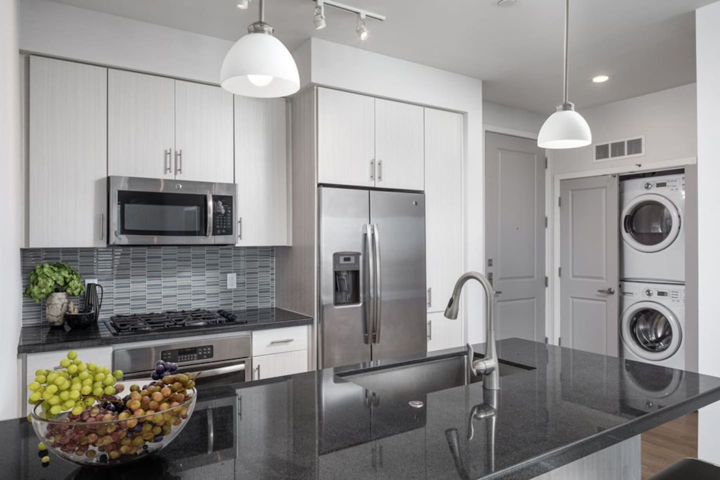 , an Airbnb-friendly apartment in Scottsdale, AZ