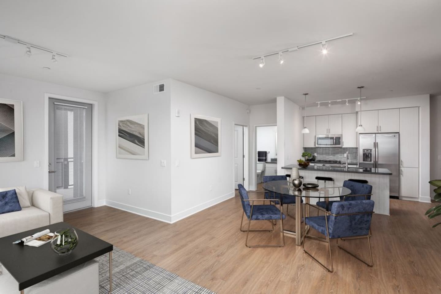 , an Airbnb-friendly apartment in Scottsdale, AZ
