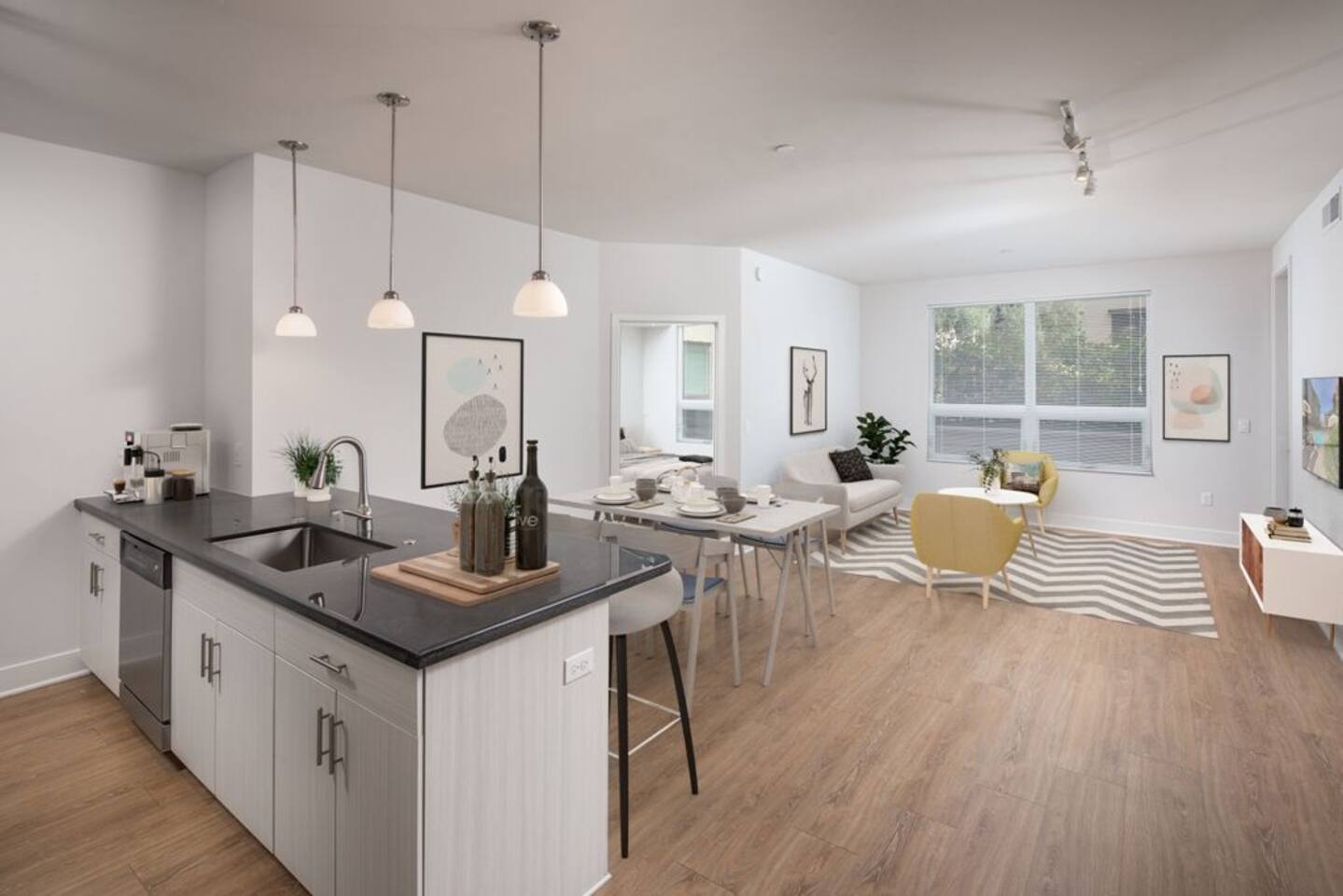 , an Airbnb-friendly apartment in Scottsdale, AZ