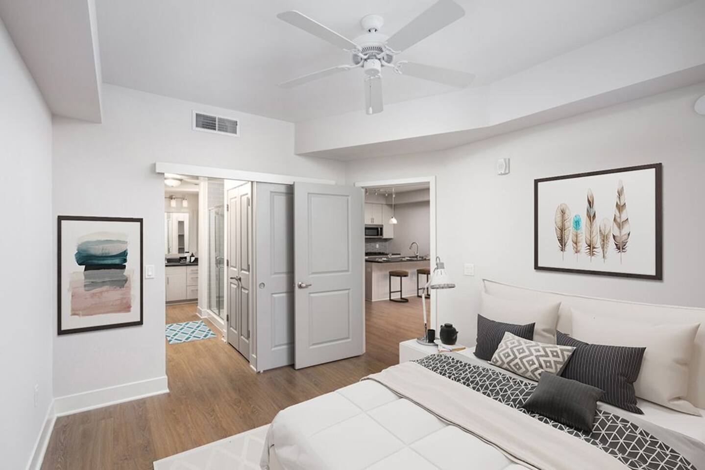 , an Airbnb-friendly apartment in Scottsdale, AZ
