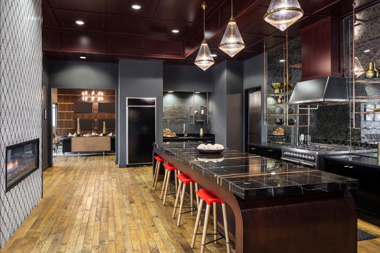 , an Airbnb-friendly apartment in Scottsdale, AZ