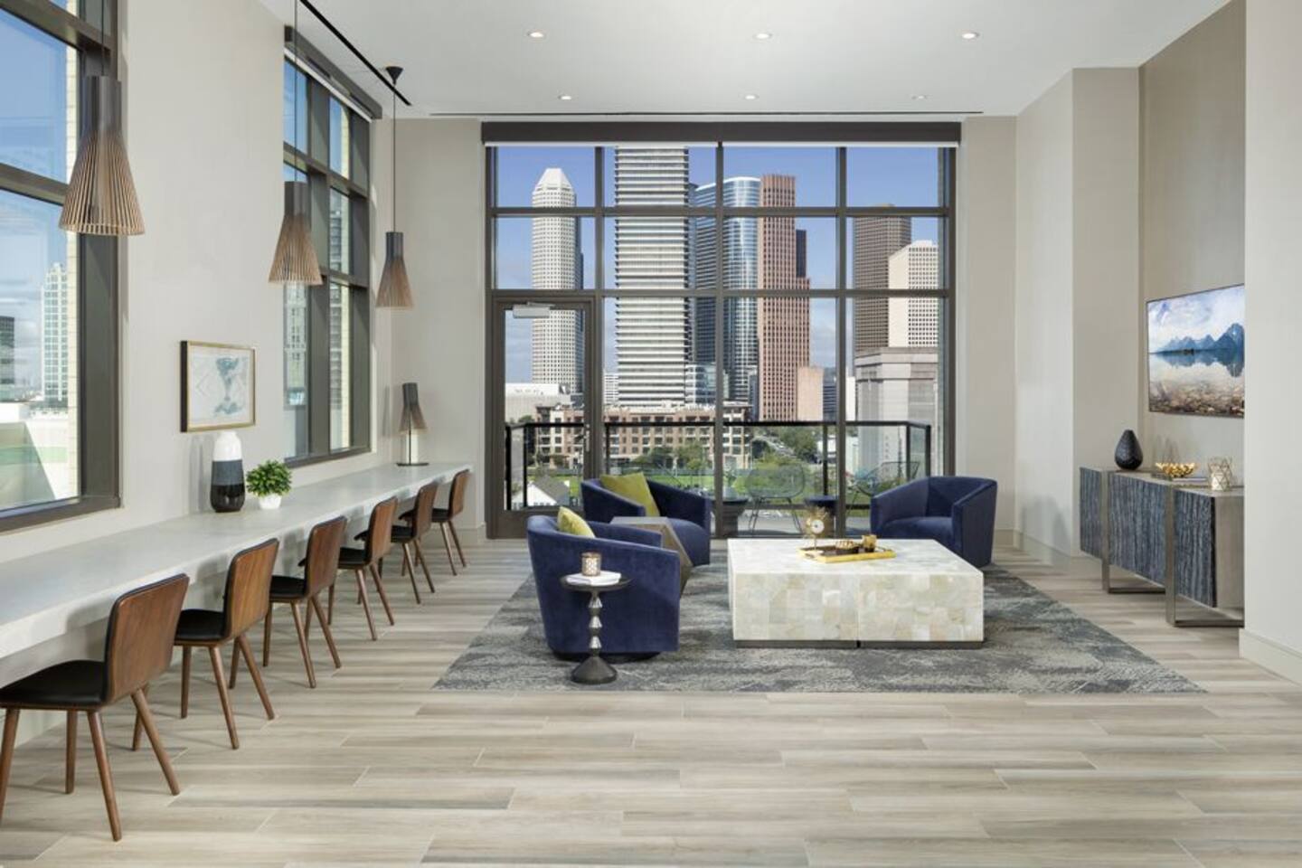 , an Airbnb-friendly apartment in Houston, TX