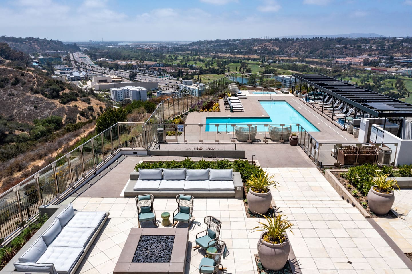 , an Airbnb-friendly apartment in San Diego, CA