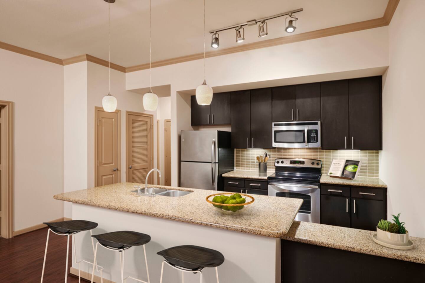 , an Airbnb-friendly apartment in Houston, TX