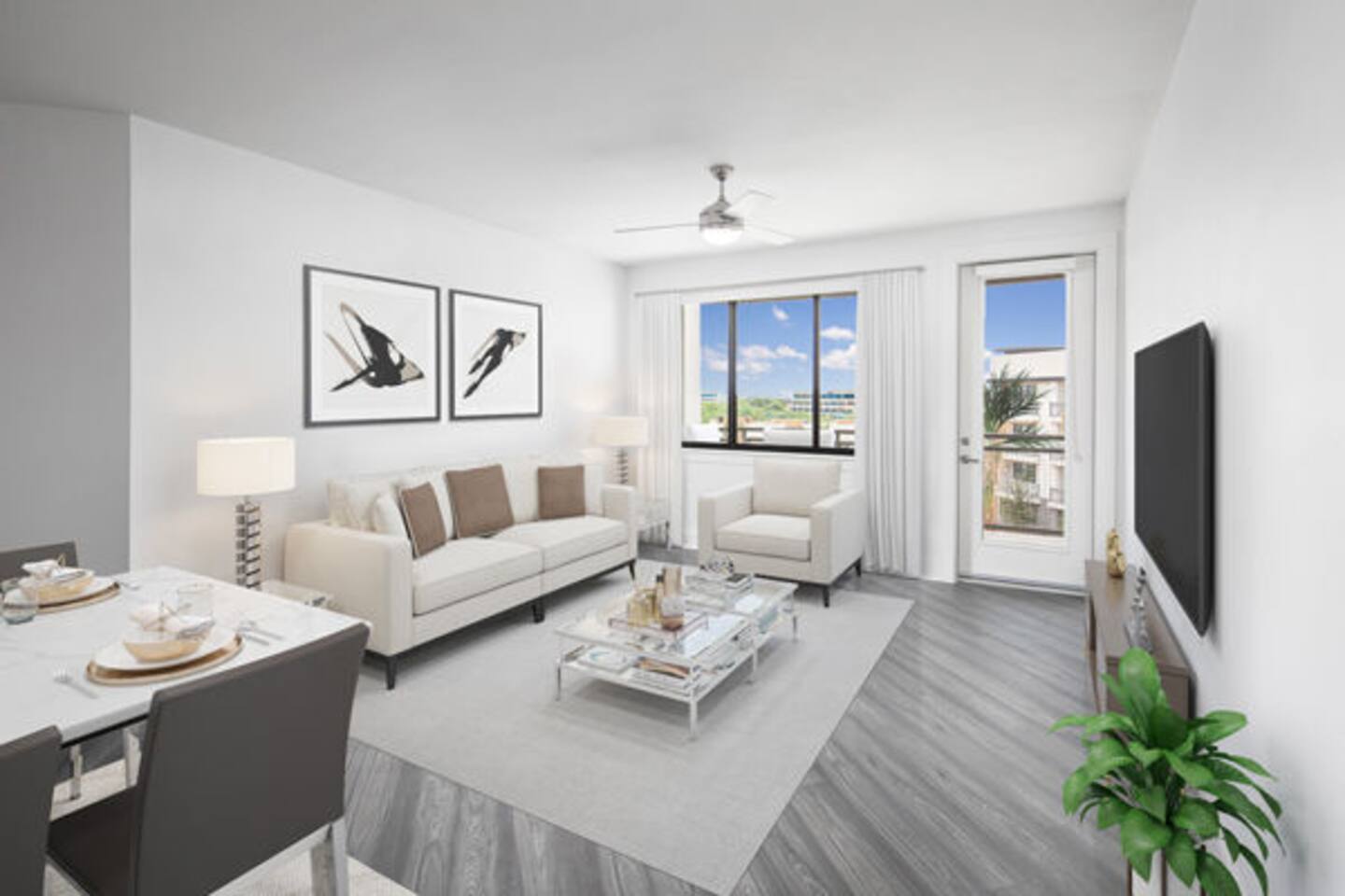 , an Airbnb-friendly apartment in Phoenix, AZ