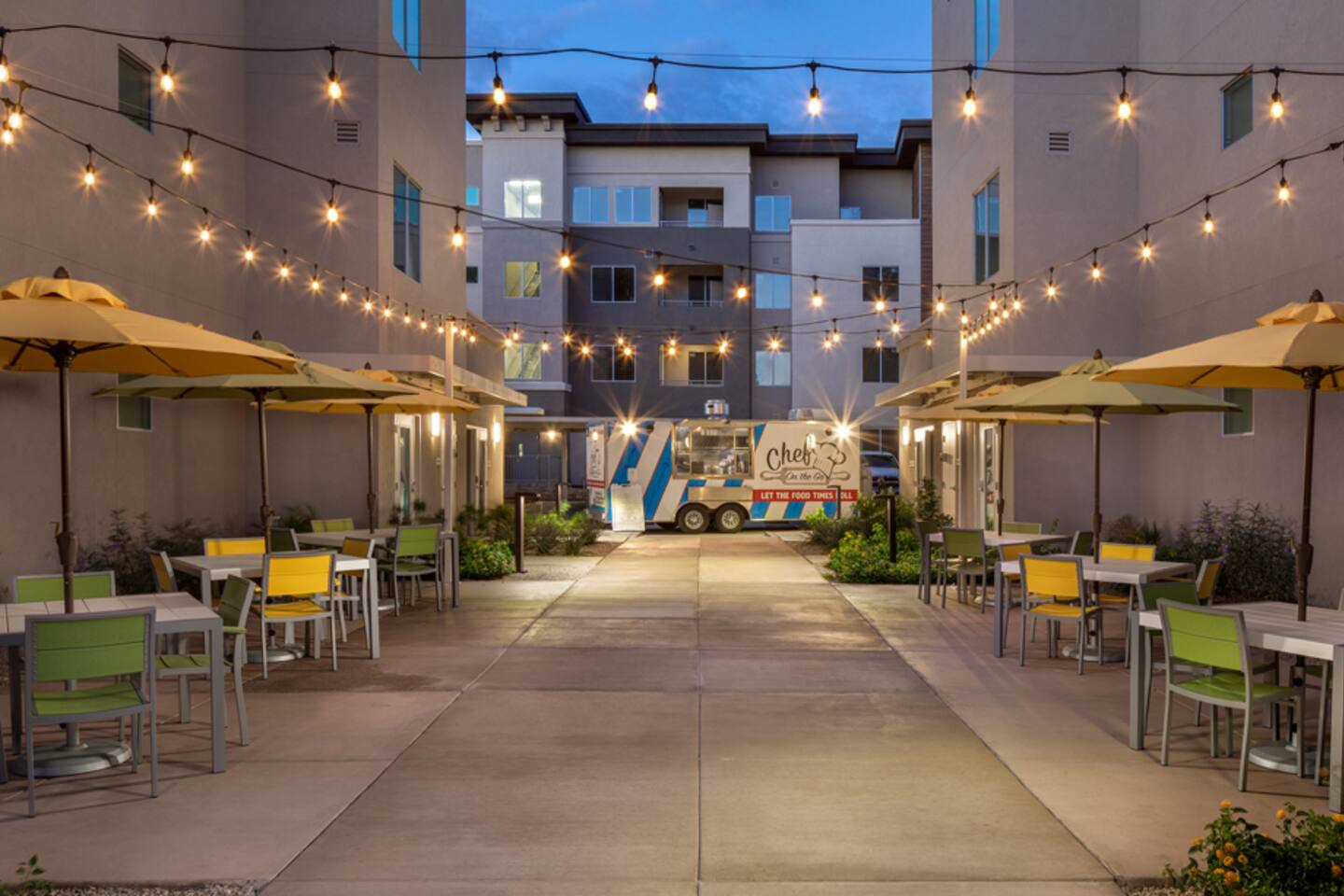 , an Airbnb-friendly apartment in Phoenix, AZ