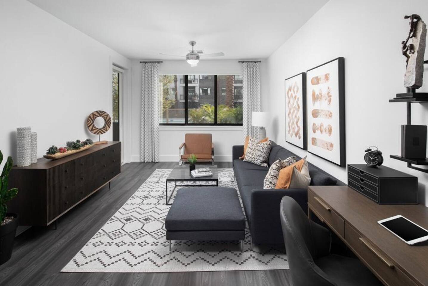 , an Airbnb-friendly apartment in Phoenix, AZ