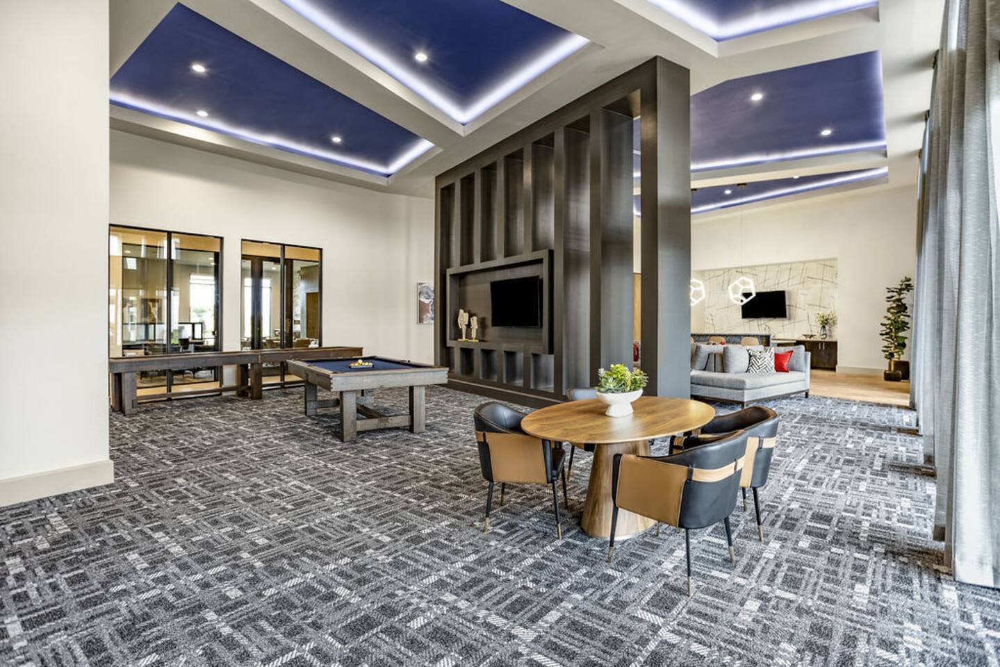 , an Airbnb-friendly apartment in Houston, TX