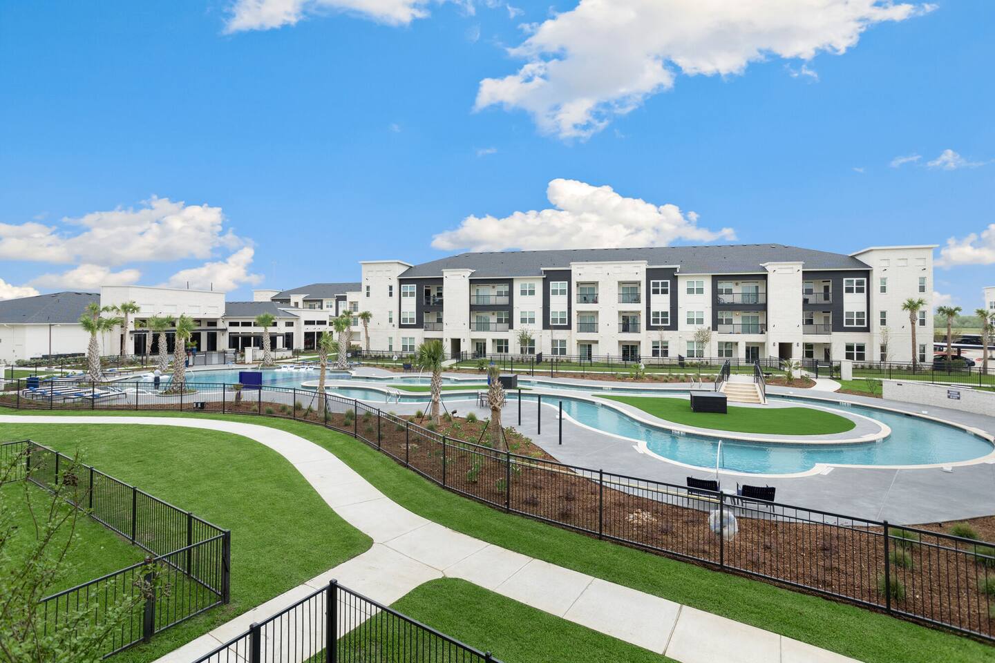 , an Airbnb-friendly apartment in Houston, TX