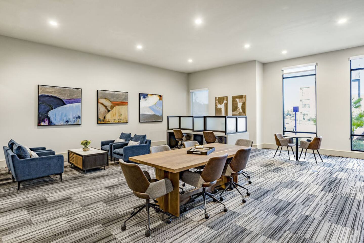 , an Airbnb-friendly apartment in Houston, TX