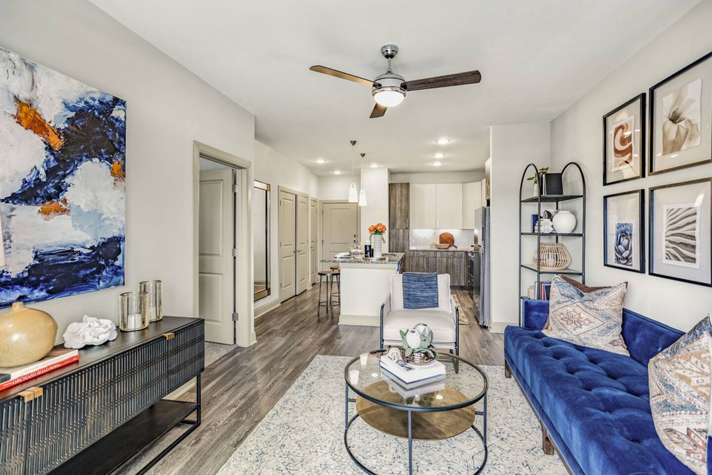 , an Airbnb-friendly apartment in Houston, TX