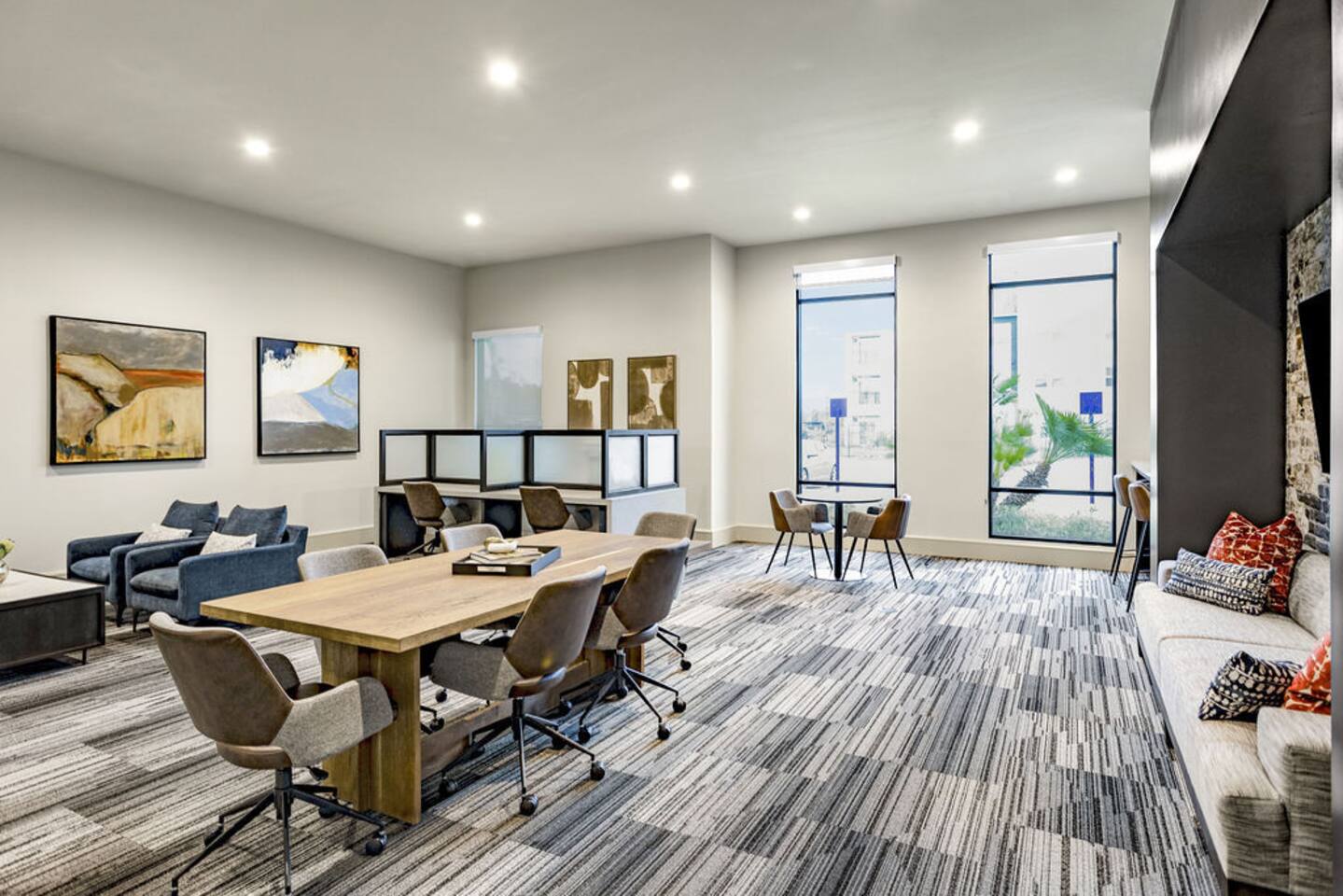 , an Airbnb-friendly apartment in Houston, TX
