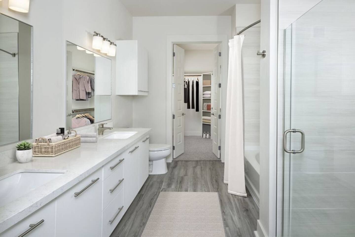 , an Airbnb-friendly apartment in Denver, CO
