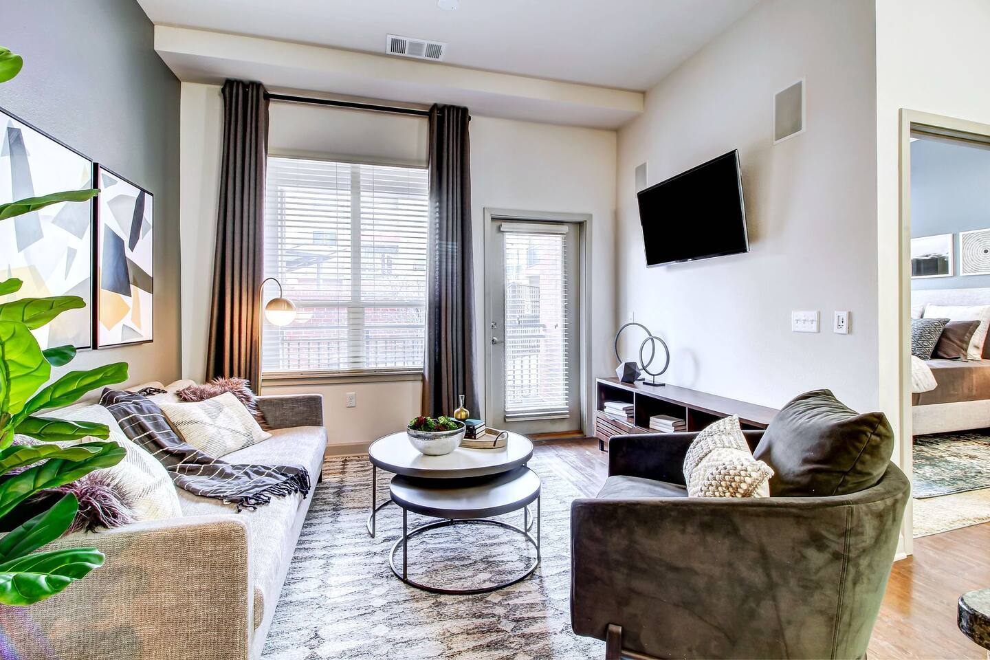 , an Airbnb-friendly apartment in Denver, CO