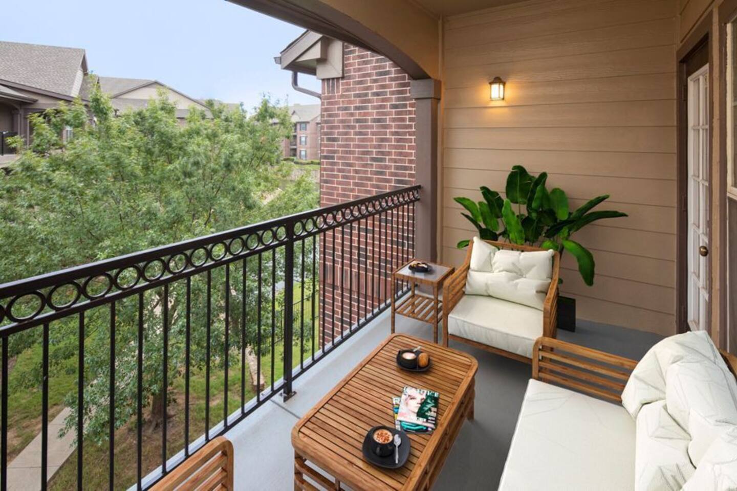 , an Airbnb-friendly apartment in Frisco, TX