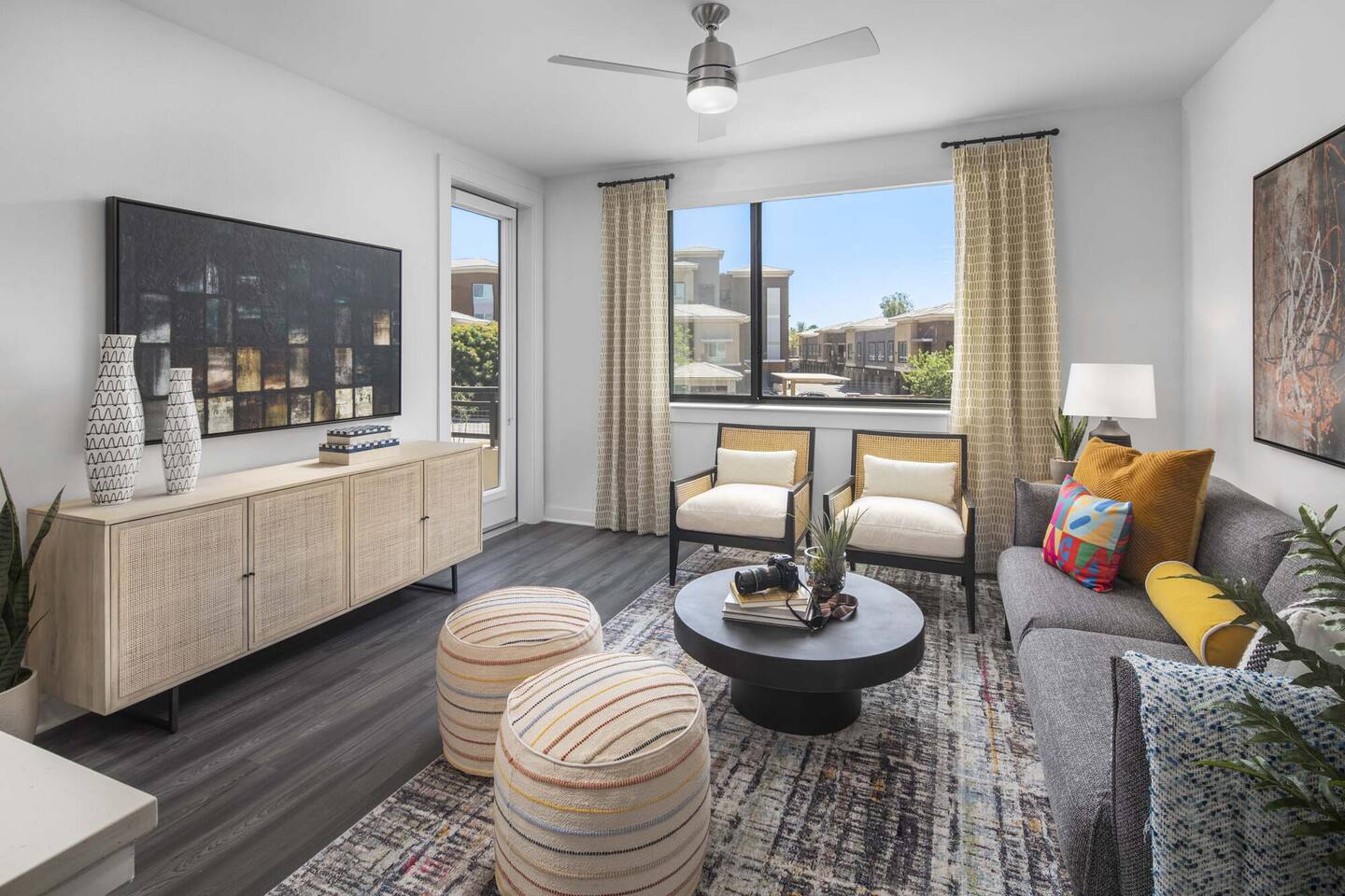 , an Airbnb-friendly apartment in Tempe, AZ