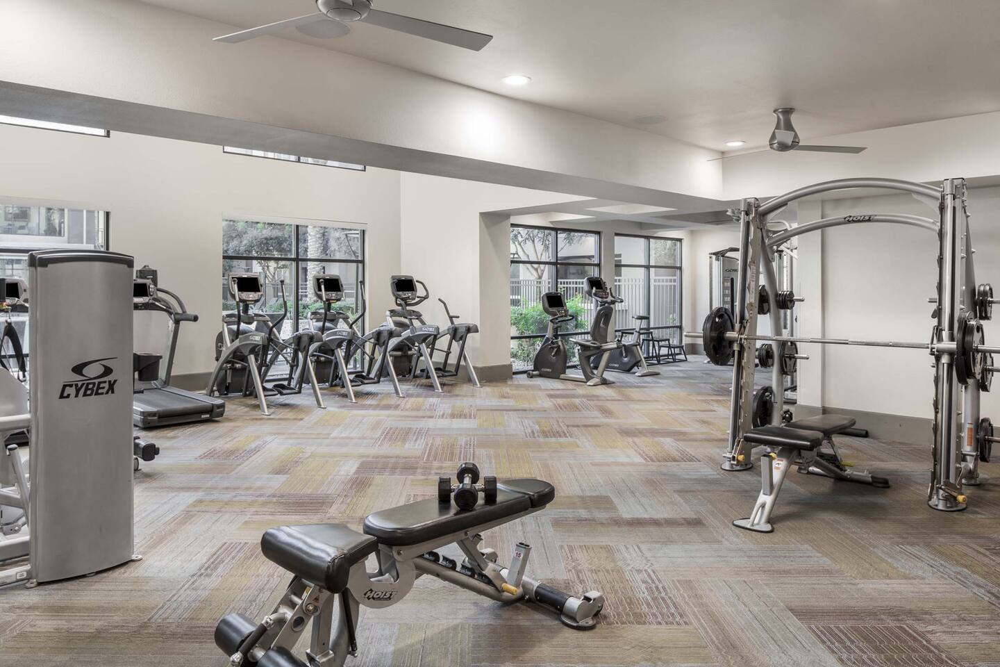 , an Airbnb-friendly apartment in Tempe, AZ