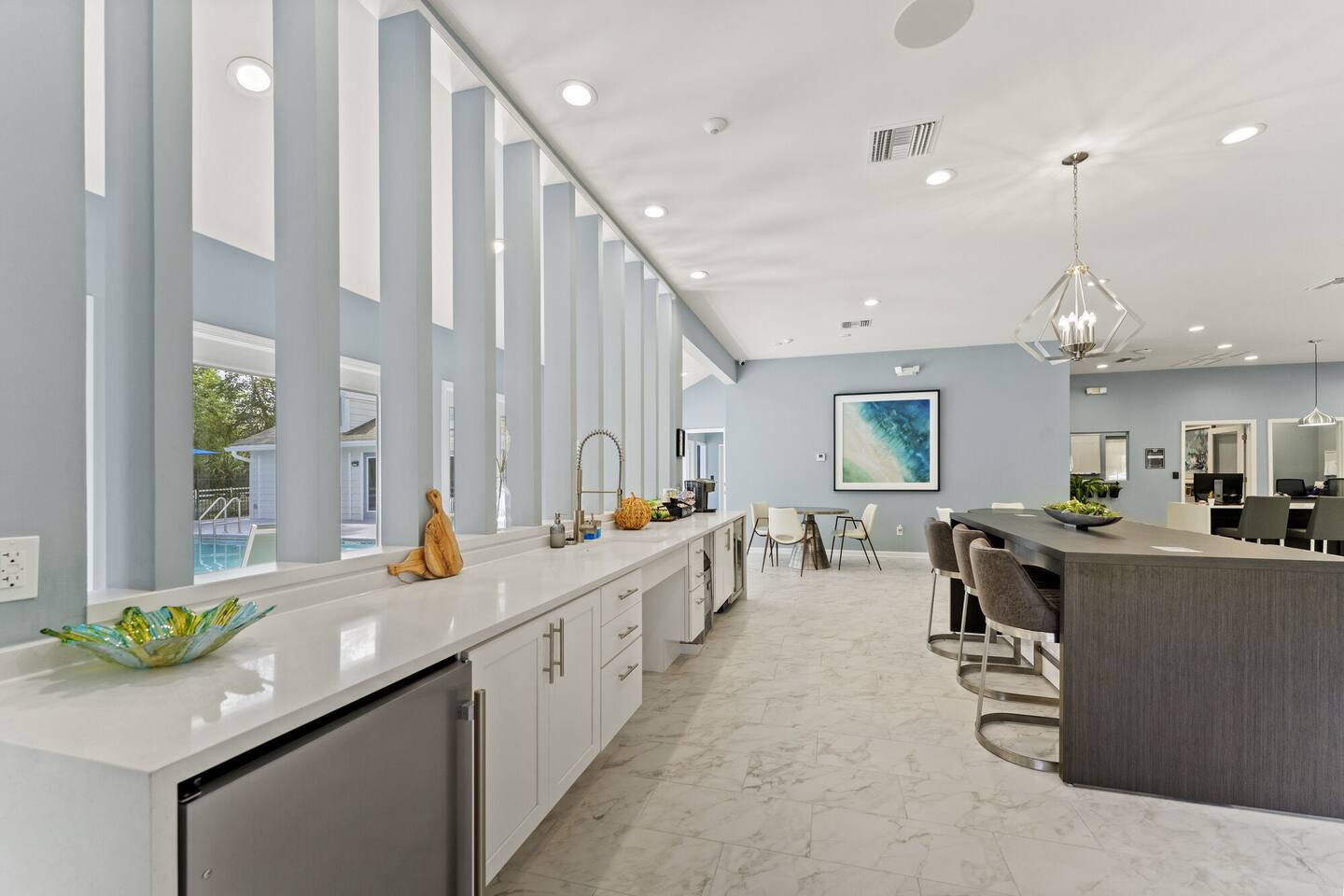 Alternate view of Villas at St. Johns, an Airbnb-friendly apartment in Jacksonville, FL