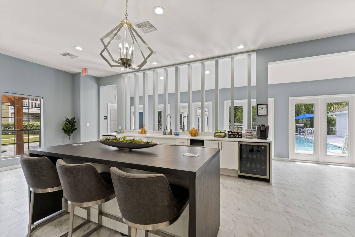 , an Airbnb-friendly apartment in Jacksonville, FL