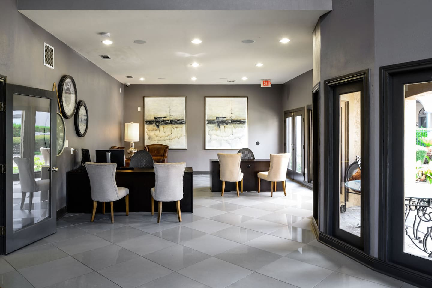 Alternate view of Star Westheimer Apartments, an Airbnb-friendly apartment in Houston, TX