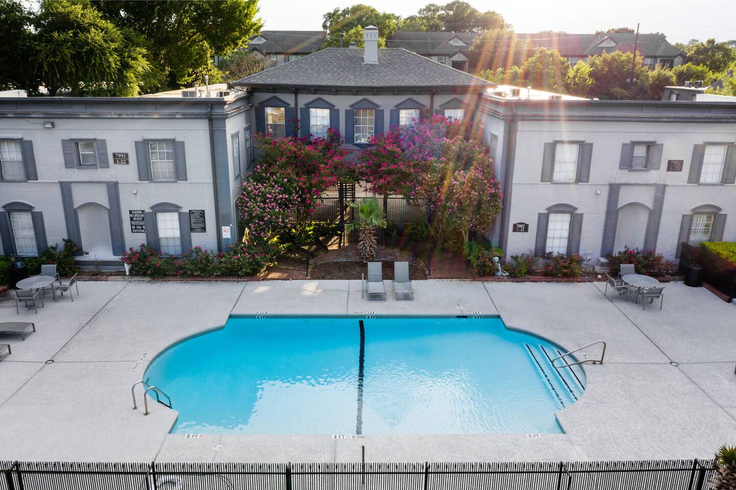 , an Airbnb-friendly apartment in Houston, TX