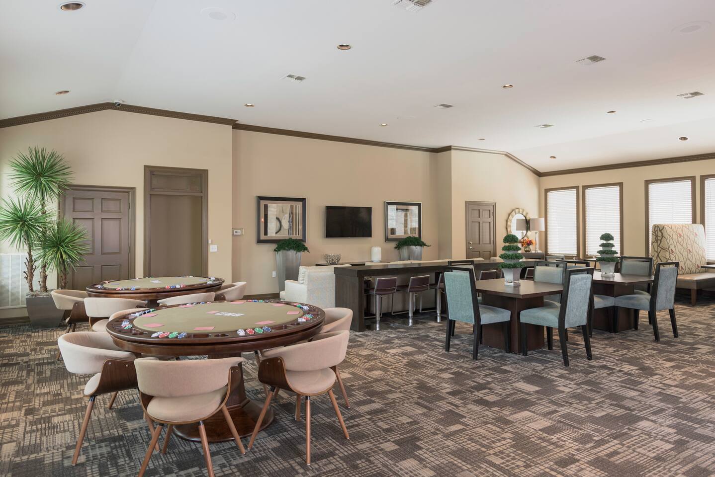 , an Airbnb-friendly apartment in Houston, TX