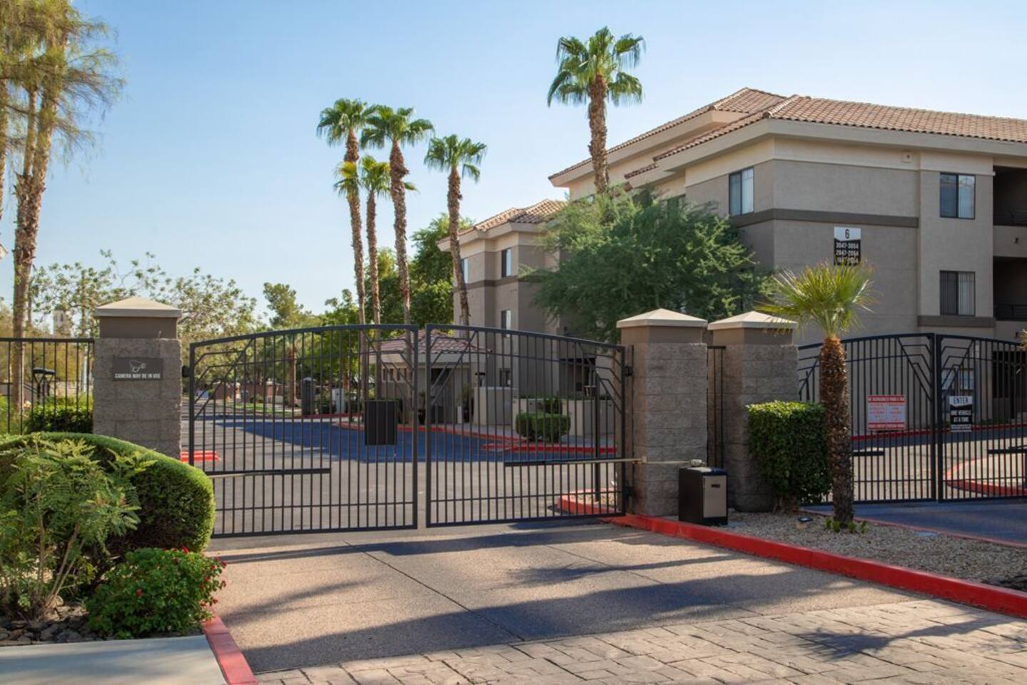 , an Airbnb-friendly apartment in Phoenix, AZ