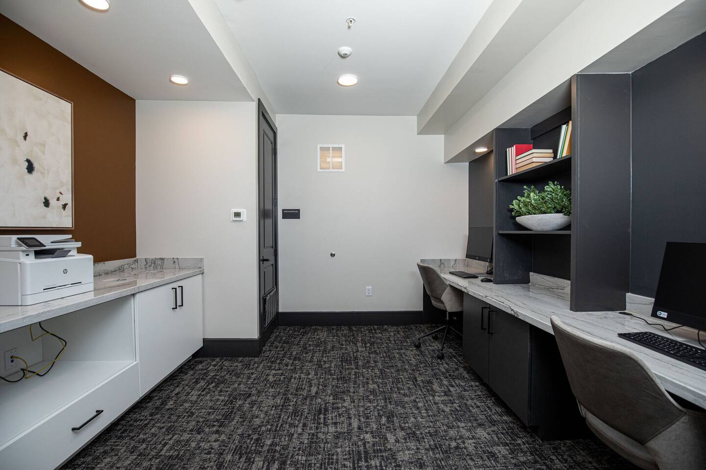 , an Airbnb-friendly apartment in Humble, TX