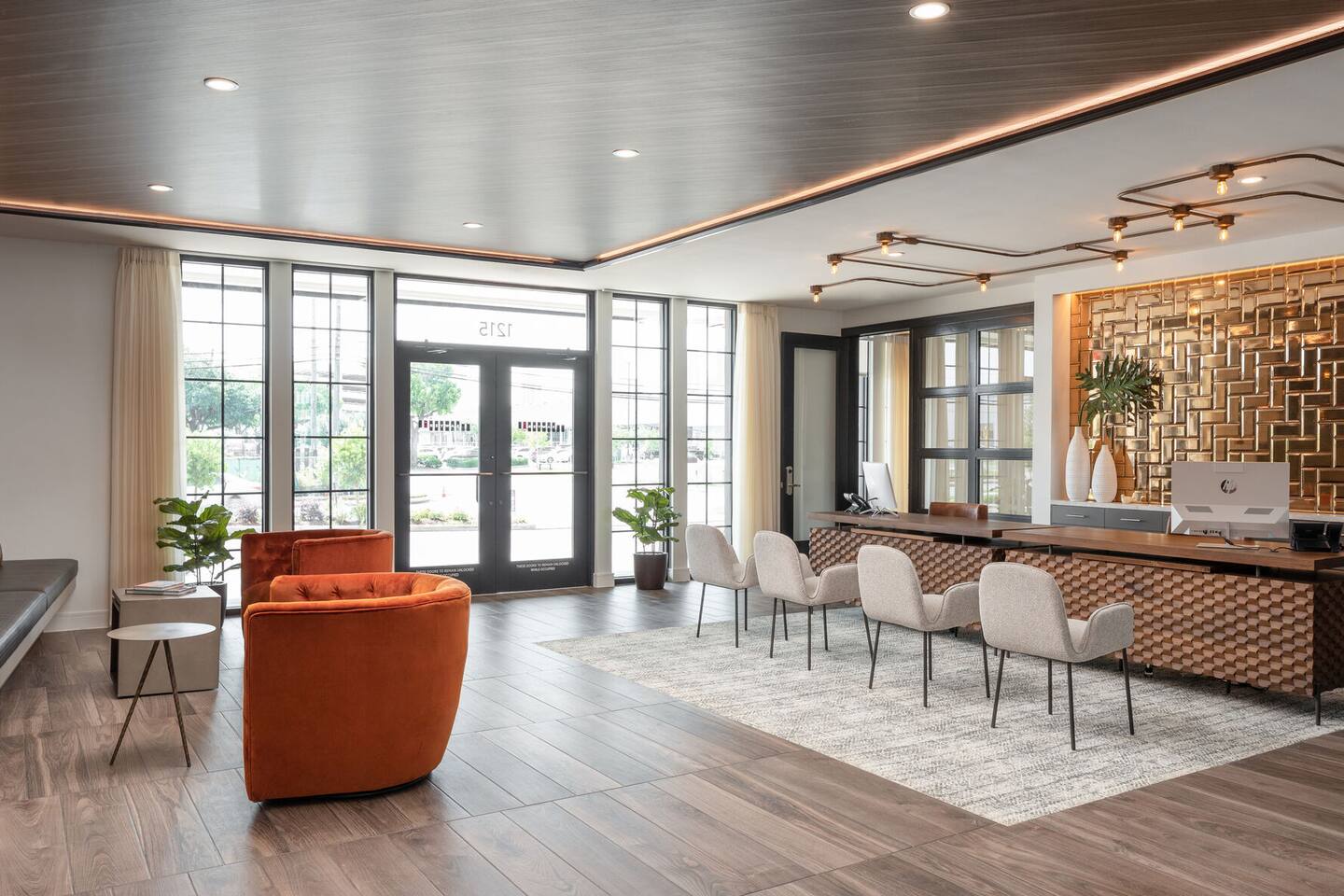 , an Airbnb-friendly apartment in Houston, TX