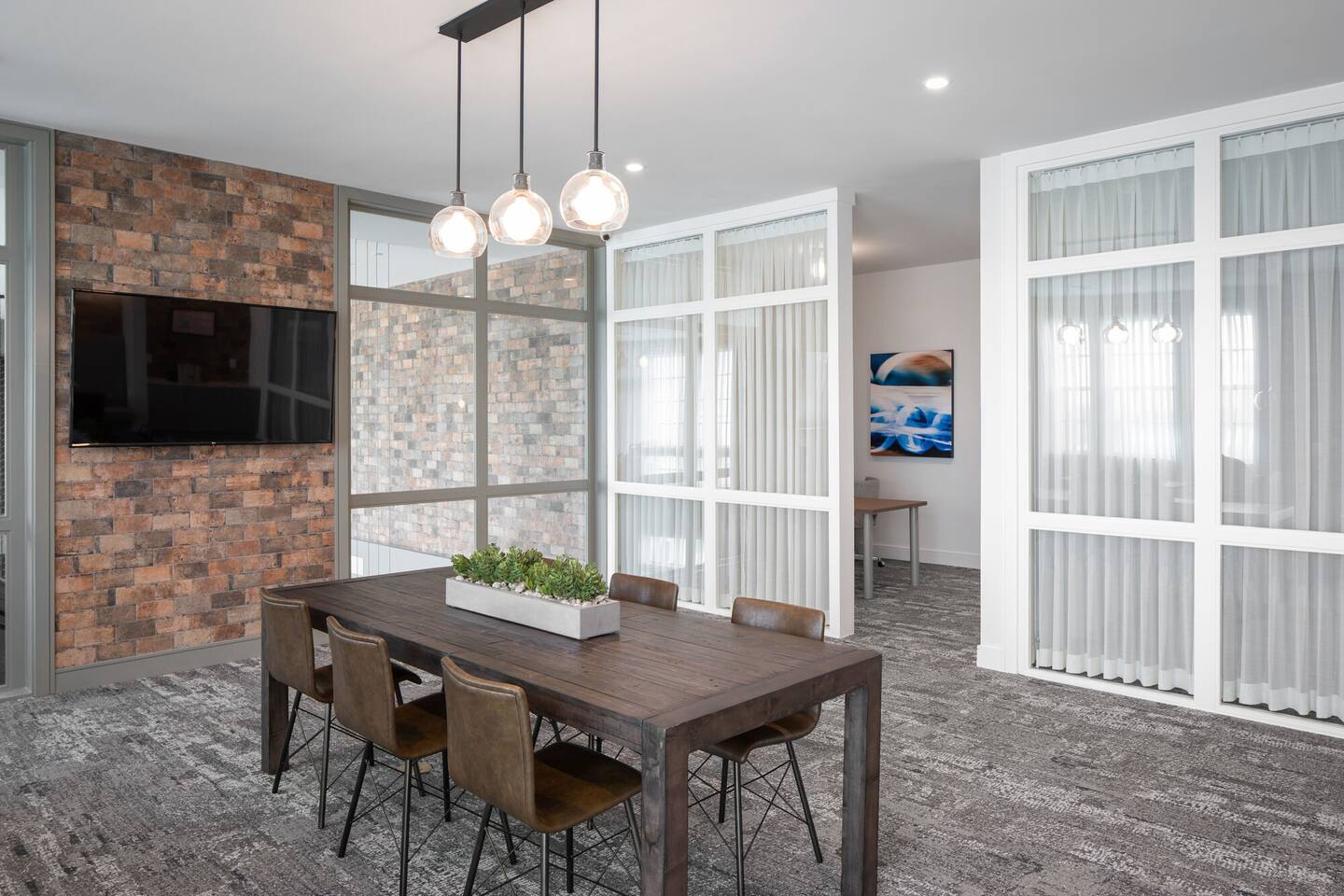 , an Airbnb-friendly apartment in Houston, TX