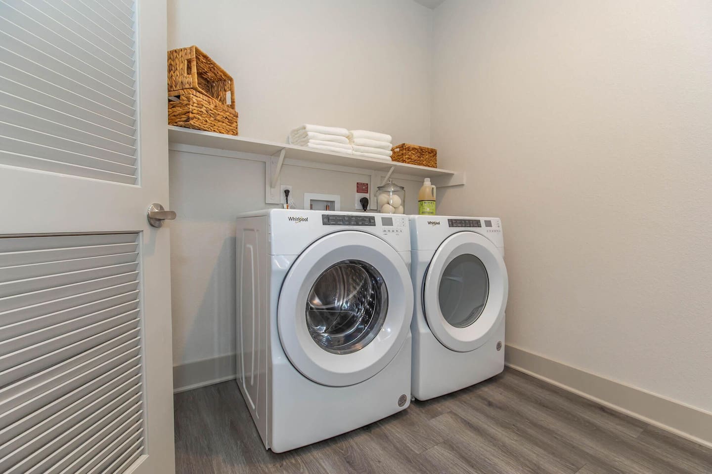 , an Airbnb-friendly apartment in Houston, TX