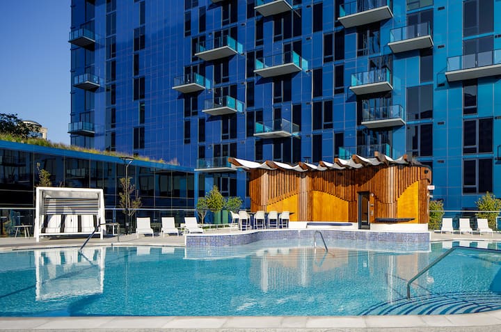 RGVtYW5kUGljdHVyZToxOTU0OTMzNzE0