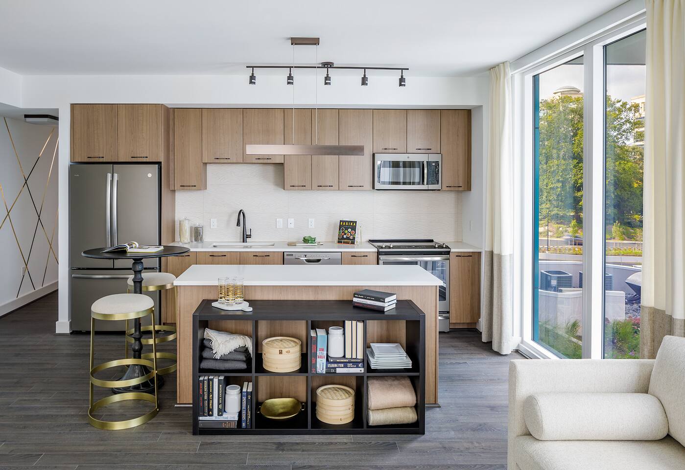 , an Airbnb-friendly apartment in Reston, VA