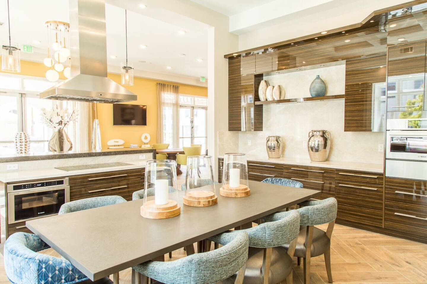 , an Airbnb-friendly apartment in San Diego, CA