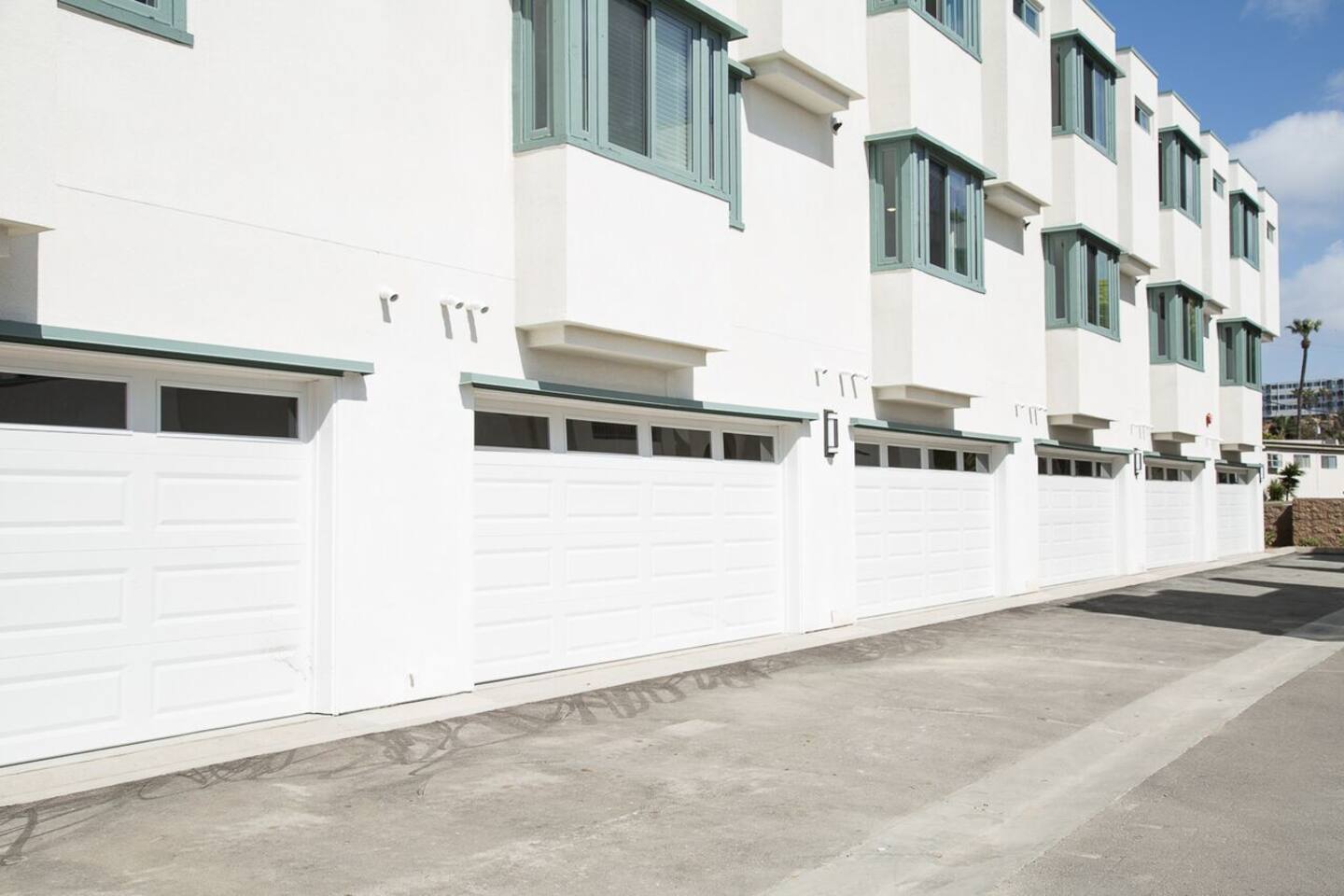 , an Airbnb-friendly apartment in San Diego, CA