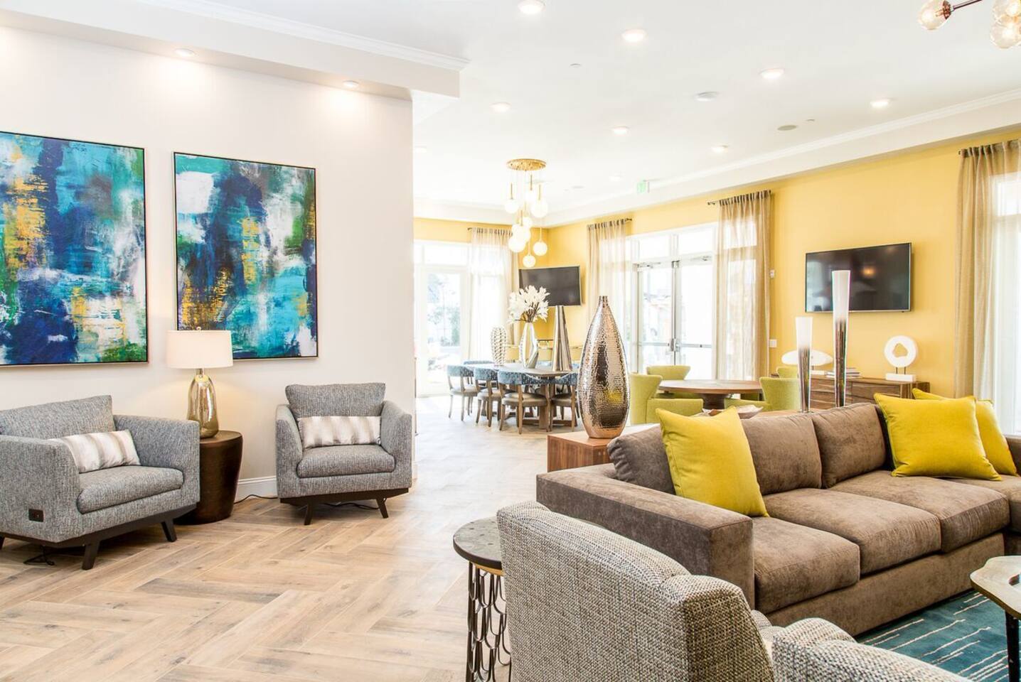 , an Airbnb-friendly apartment in San Diego, CA