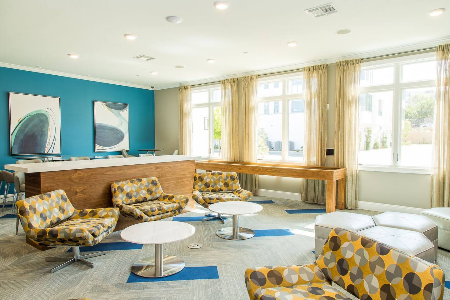 , an Airbnb-friendly apartment in San Diego, CA