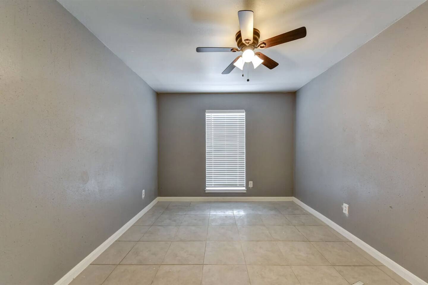 , an Airbnb-friendly apartment in Houston, TX