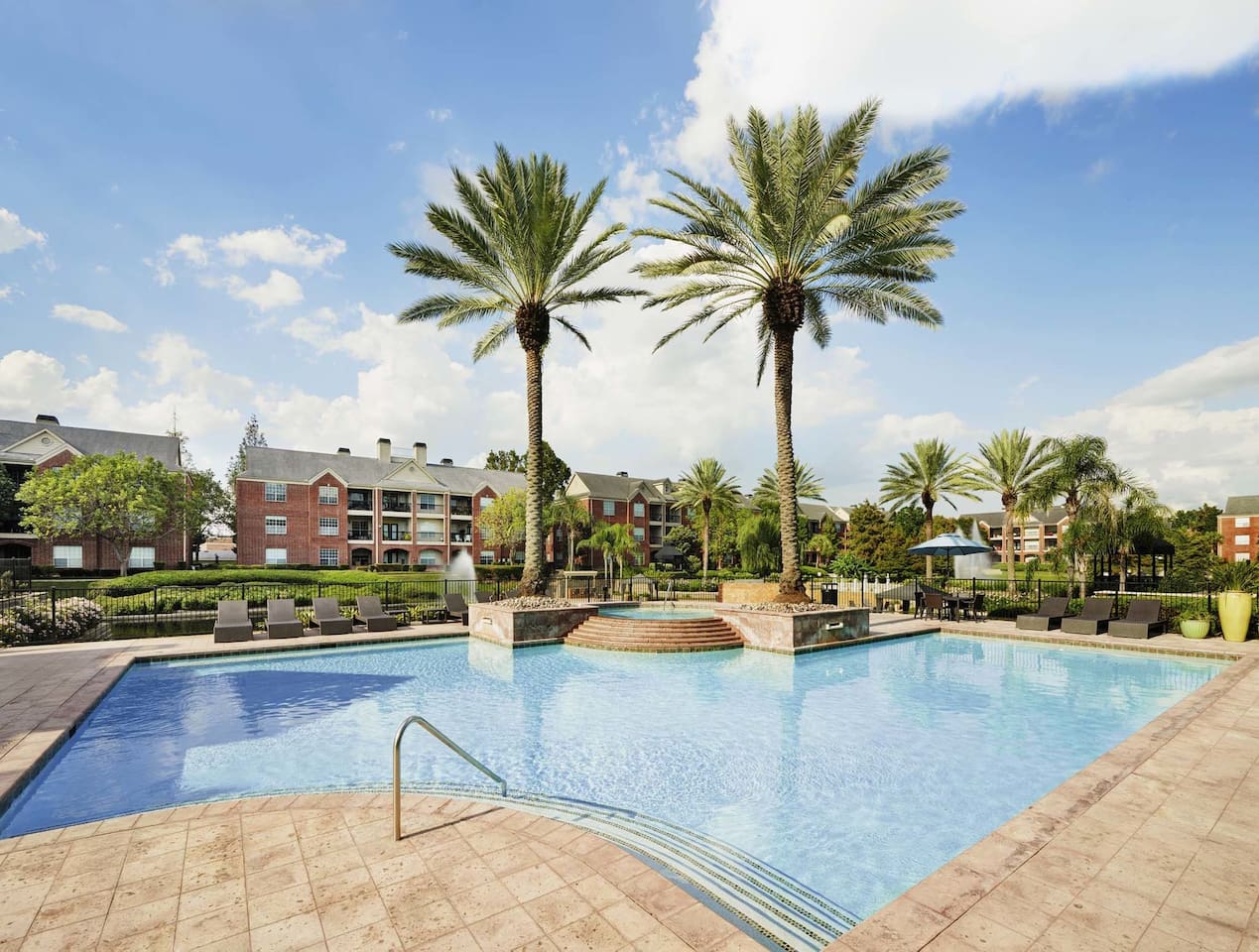 , an Airbnb-friendly apartment in Houston, TX